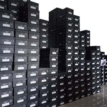 2016款真皮防刺防護鞋 足部安全與舒適的專業(yè)之選